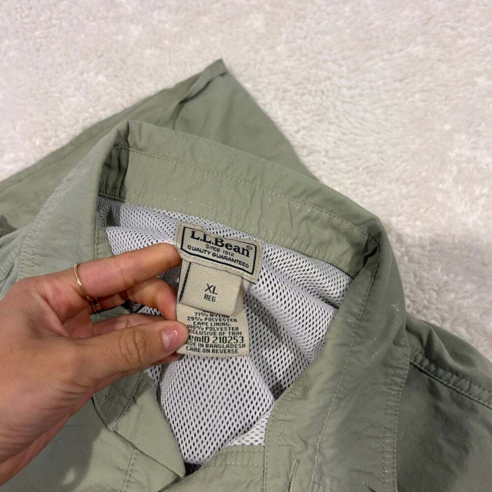 LL Bean Mens Green Tropicwear Shirt Short Sleeve Fishing Outdoor Gorpcore Sz XL - Picture 6 of 6